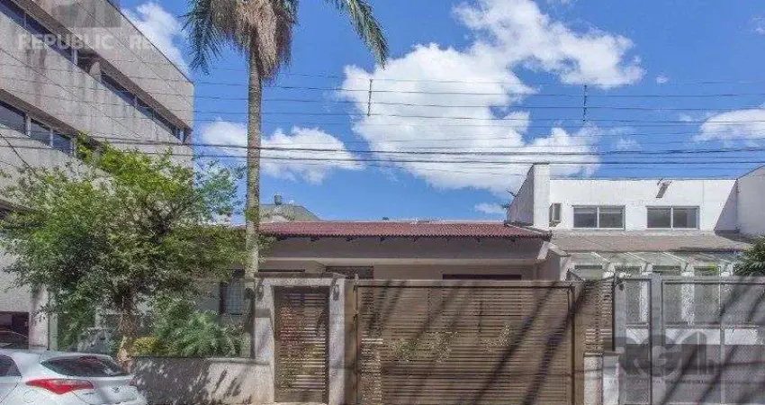 Casa residencial à venda no bairro auxiliadora com 350 m² e 4 dormitórios/quartos.