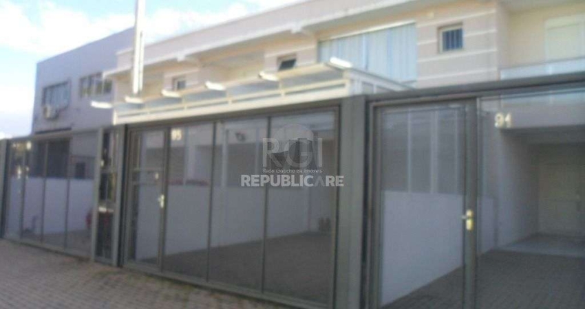 Casa com 3 dormitórios para comprar , 158 m² por R$ 690.000,00 - Sarandi - Porto