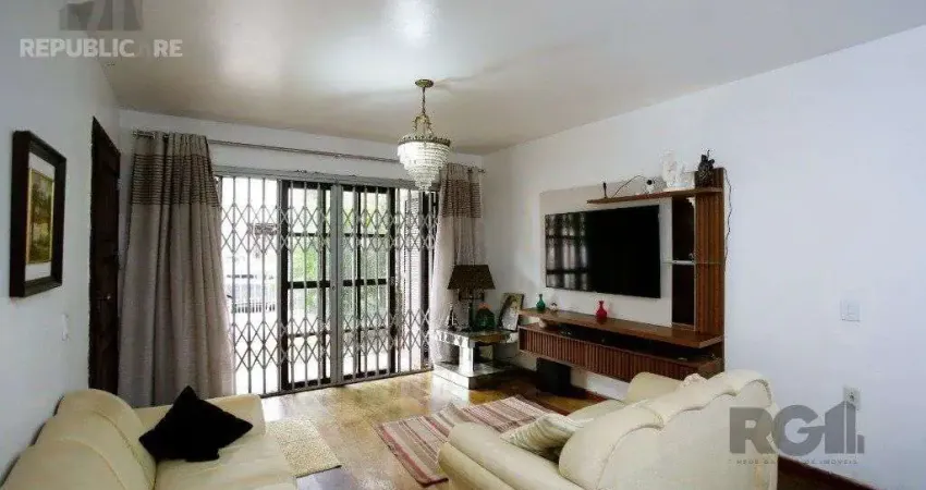 Casa residencial à venda no jardim botânico com 230 m² e 3 dormitórios/quartos.