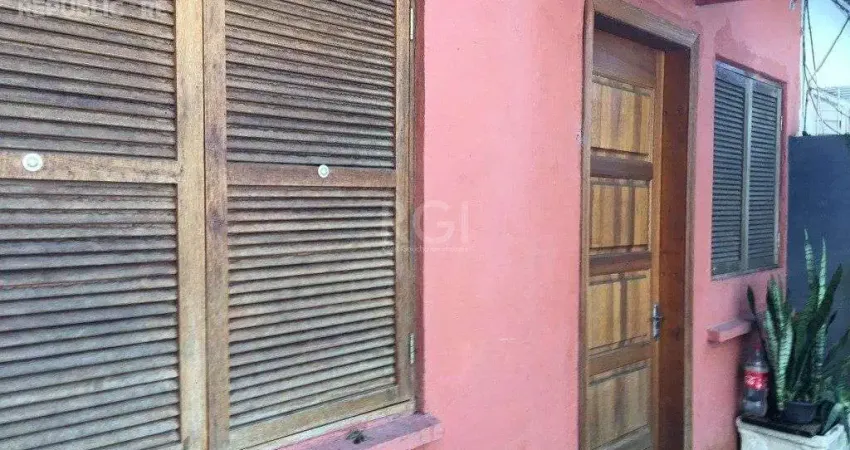 Casa residencial à venda no bairro cristal com 45 m² e 3 dormitórios/quartos disponíveis.