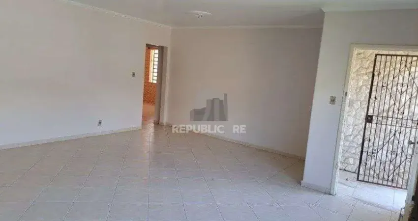 Casa com 3 quartos à venda na Rua Paulo Blaschke, 595, Jardim Itu Sabará, Porto Alegre