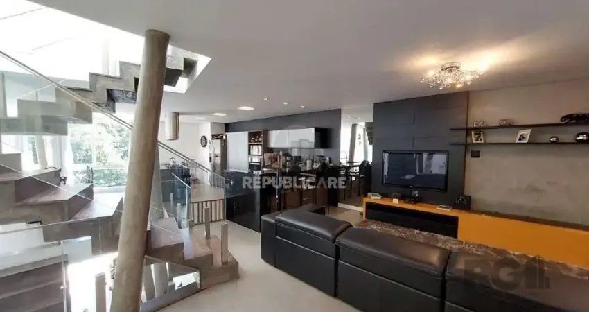 Casa para Venda - 296m², 3 dormitórios, sendo 1 suites, 3 vagas - Vila Nova, Por