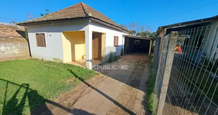 Casa à venda 2 dormitórios 3 vagas no Bairro Lami Porto Alegre RS