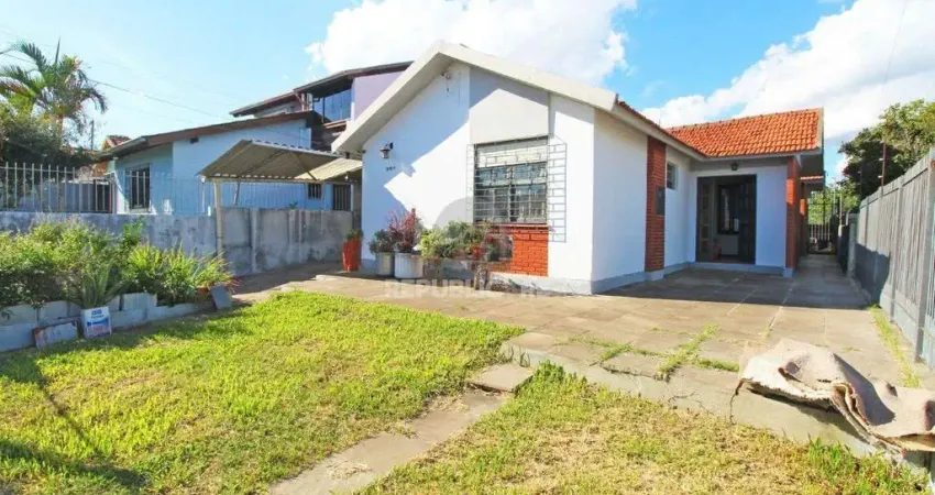 Casa com 5 quartos à venda na Rua João Mora, 258, Camaquã, Porto Alegre