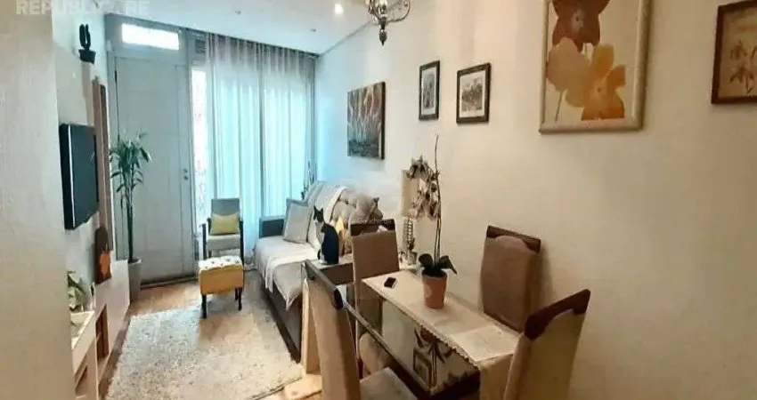 Casa residencial à venda no bairro Santa Maria Goretti com 102 m² e 2 dormitórios/quartos.