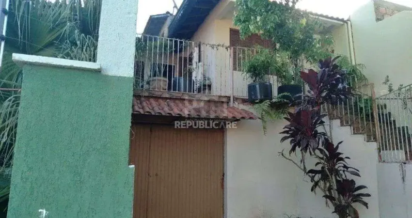 Casa 2 dormitórios à venda Teresópolis Porto Alegre/RS