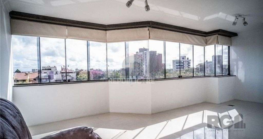 Excelente cobertura de 255m² com 3 dormitórios e 2 vagas.