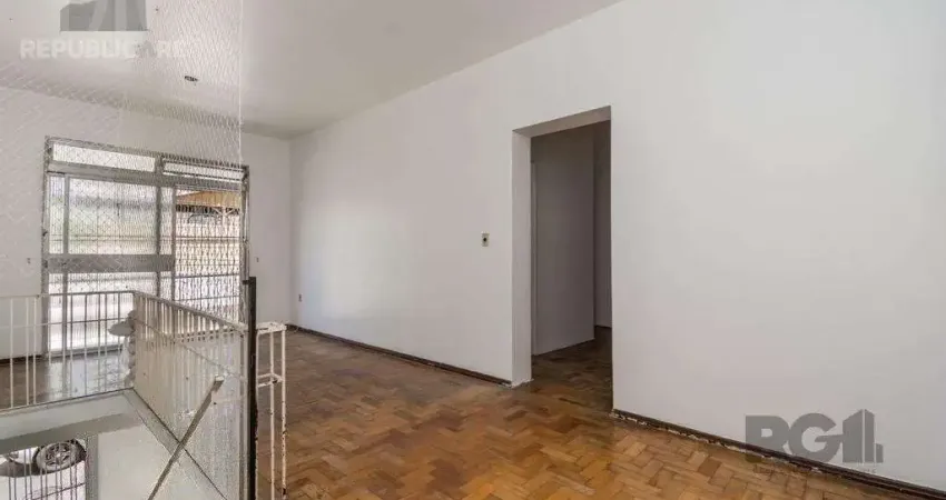 Casa residencial à venda no centro histórico com 132 m² e 4 dormitórios/quartos.