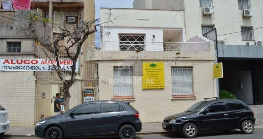Sobrado para Locação/Aluguel - 300m², 20 dormitórios, Floresta