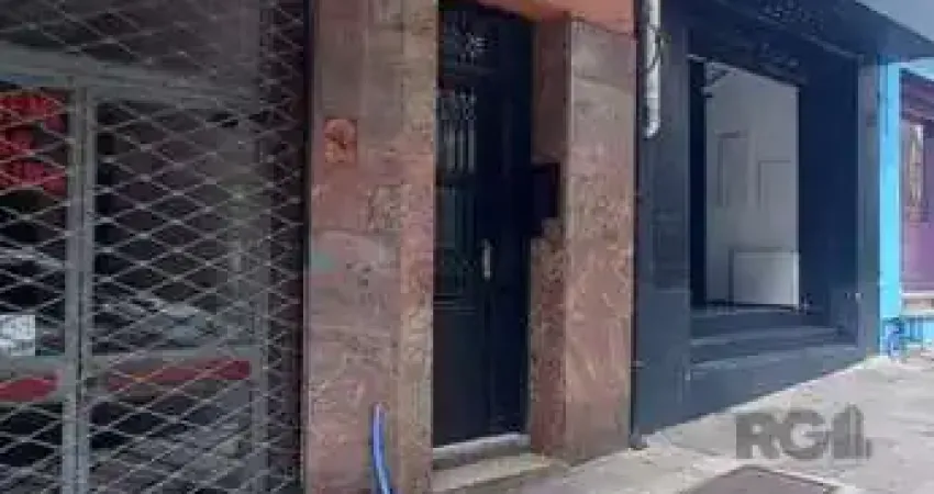 Apartamento à venda no centro histórico com 3 dormitórios e 113 m² de área útil