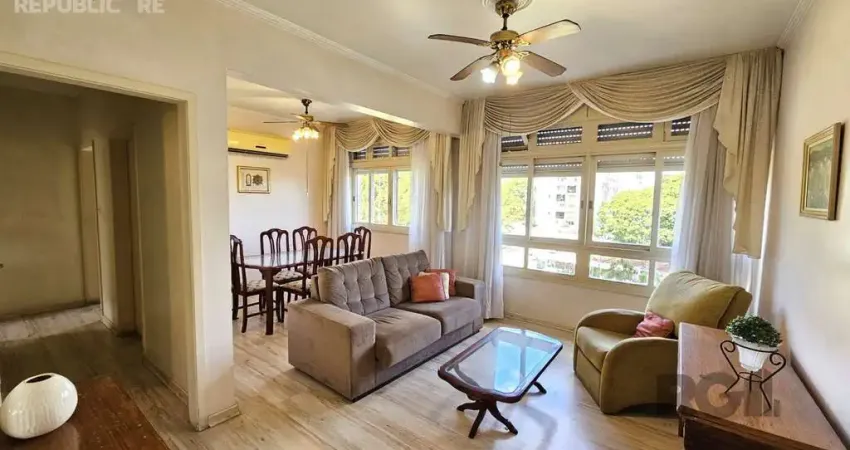 Apartamento à venda no centro histórico com 86m² e 3 dormitórios/quartos disponíveis.