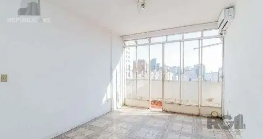 Apartamento à venda no centro histórico com 3 dormitórios/quartos e 94 m² de área útil