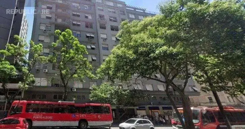 Apartamento à venda no centro histórico com 120 m² e 3 dormitórios/quartos disponíveis