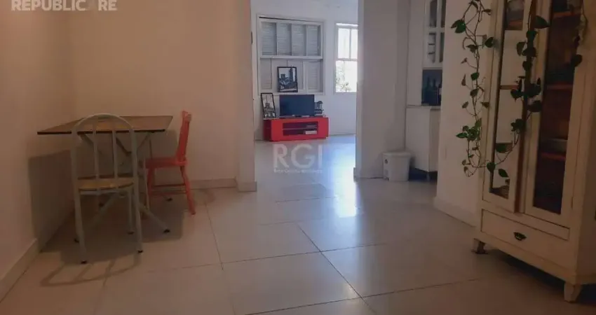 Apartamento à venda no bairro floresta com 107m² e 2 dormitórios/quartos disponíveis