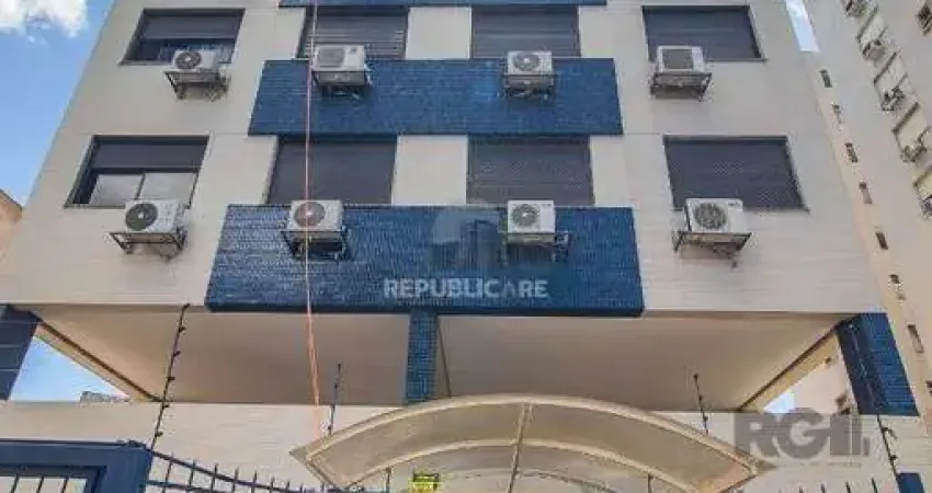 Apartamento 2 dormitórios, com suíte e churrasqueira