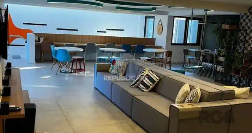 APARTAMENTO 1 DORMITÓRIO, SUÍTE, 2 VAGAS DE GARAGEM, BAIRRO FLORESTA, PORTO ALEG