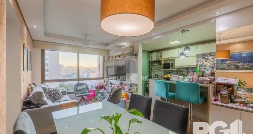 Apartamento 2 dormitórios à venda Passo da Areia Porto Alegre/RS
