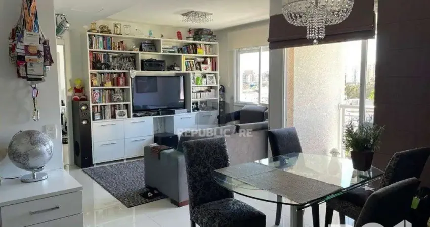 Apartamento à venda com 2 dormitórios transformado em 1 (facilmente reversível),