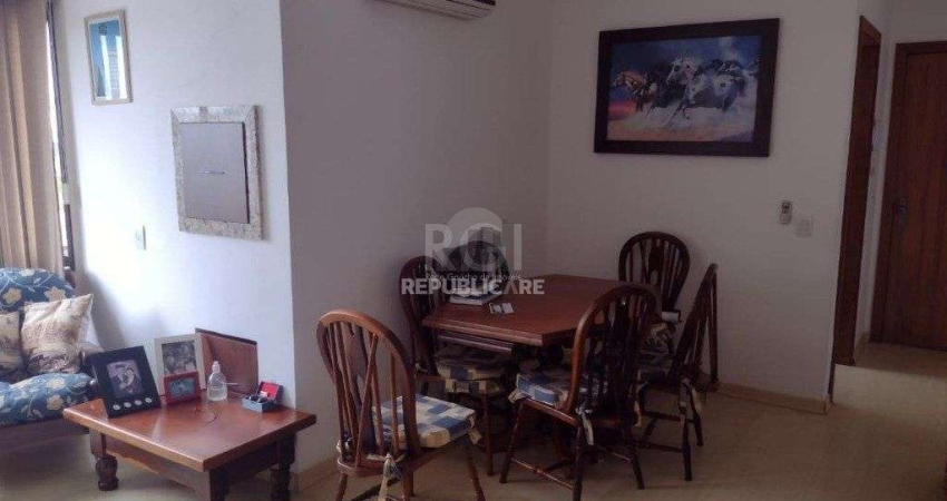 Apartamento 2 dormitórios à venda Farroupilha Porto Alegre/RS