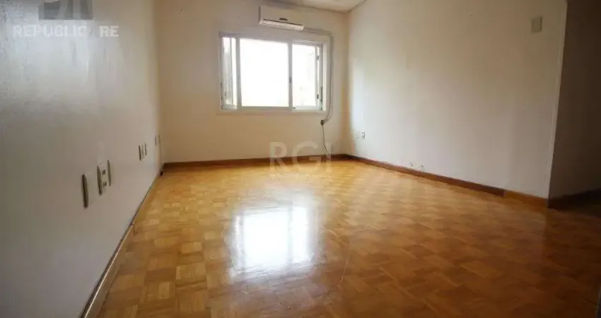 Apartamento à venda no bairro menino deus com 70 m² e 2 dormitórios/quartos disponíveis.