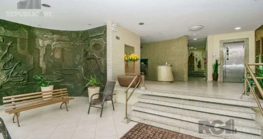 Apartamento à venda no centro histórico com 112 m² e 3 dormitórios/quartos.