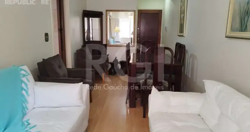 Apartamento à venda no centro histórico com 84 m² e 2 dormitórios/quartos.