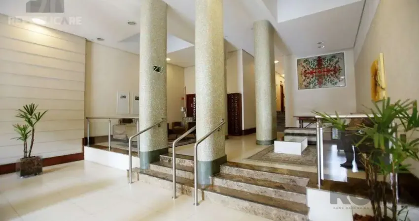 Apartamento à venda no centro histórico com 110m² e 3 dormitórios/quartos disponíveis.