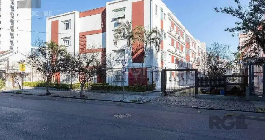 Apartamento à venda no menino deus com 3 dormitórios e área de 63m² disponível.
