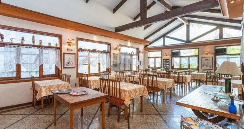 Casa para Venda - 272m², 3 dormitórios, 2 vagas - Santa Cecília