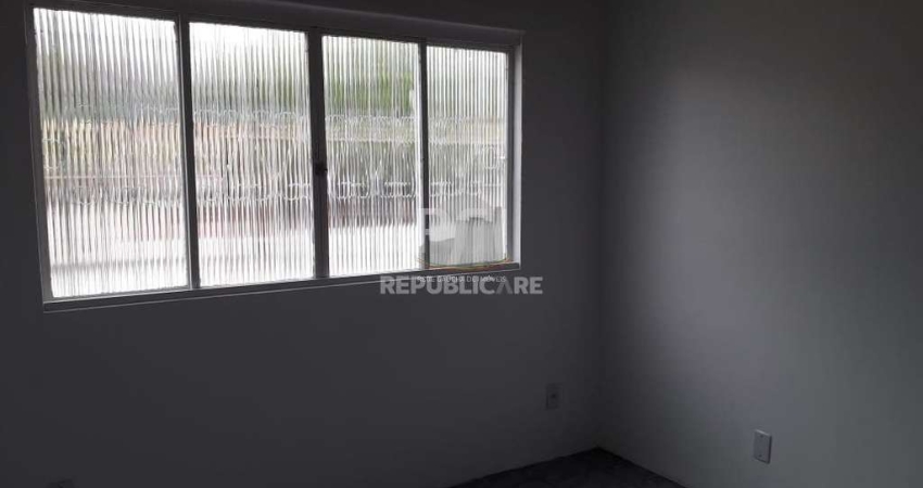 Casa para Venda - 91m², 3 dormitórios, 3 vagas - Jardim Ypu