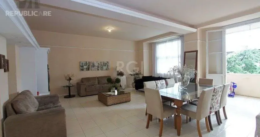 Apartamento à venda no centro histórico com 200 m² e 3 dormitórios/quartos.