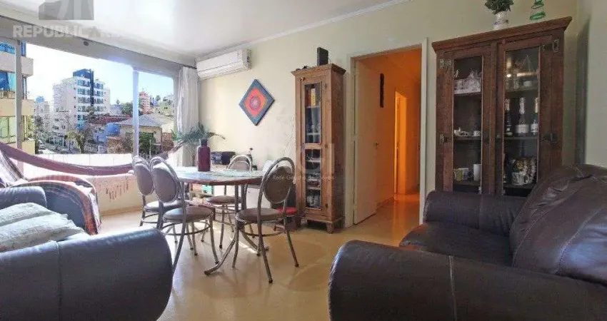 Apartamento à venda no menino deus com 90m² e 3 dormitórios/quartos disponíveis.