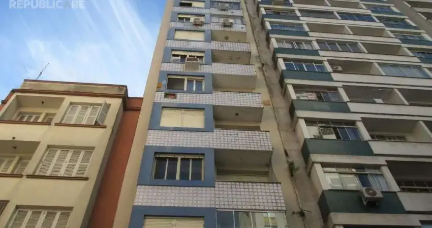 Apartamento à venda no centro histórico com 93 m² e 3 dormitórios/quartos disponíveis