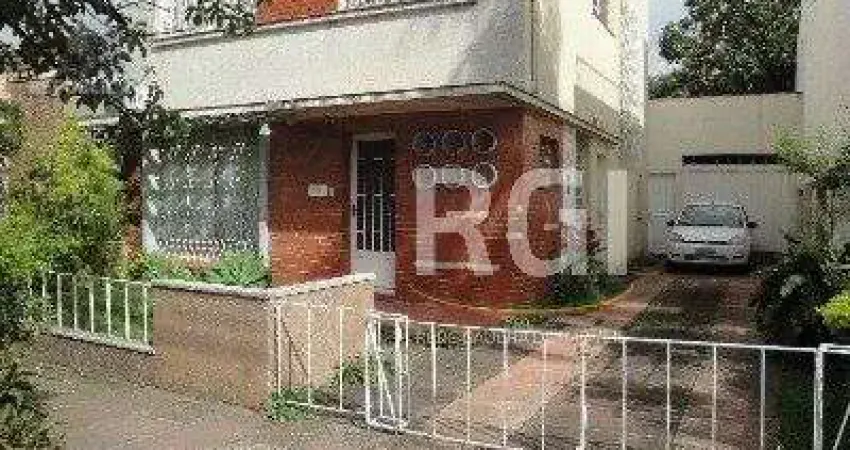 Casa residencial à venda no menino deus com 125 m² e 3 dormitórios/quartos.