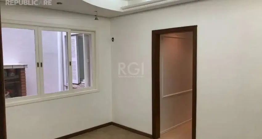 Apartamento à venda no bairro petrópolis com 77 m² e 3 dormitórios/quartos disponíveis.