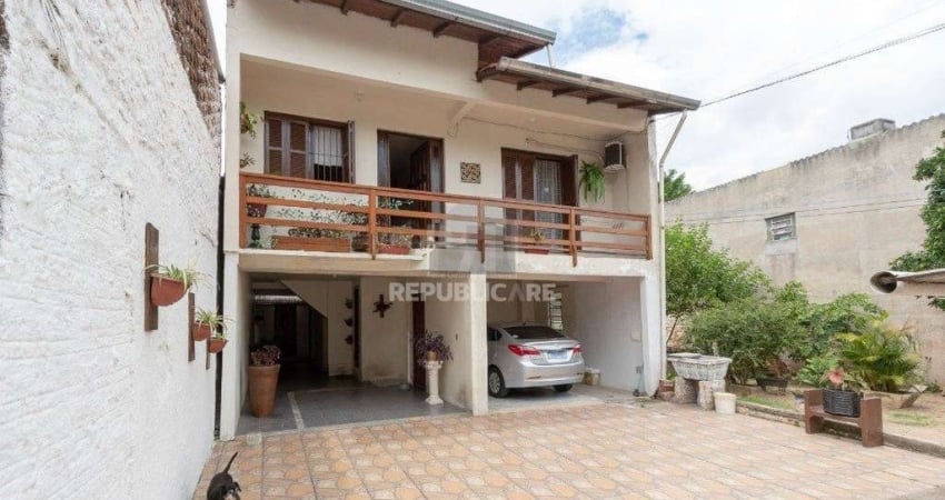 Casa para Venda - 161m², 3 dormitórios, 3 vagas - Nonoai