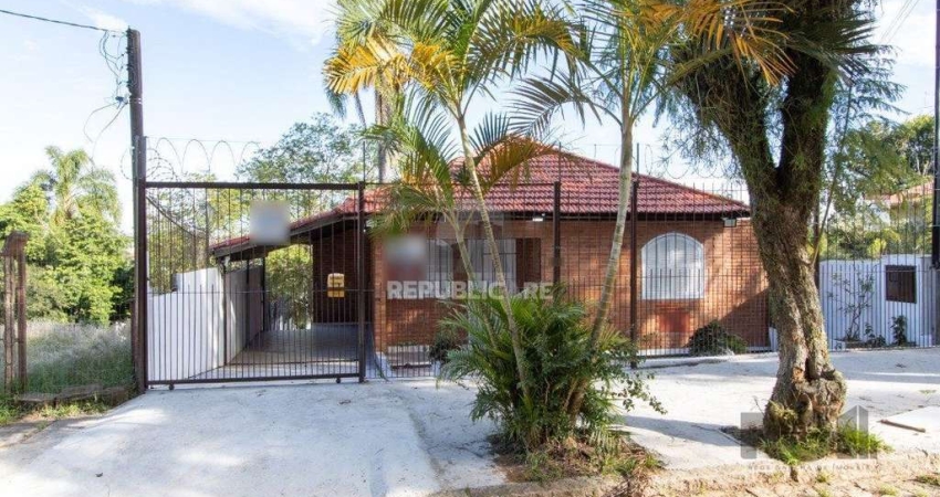 Casa para Venda - 200m², 3 dormitórios, 2 vagas - Cavalhada