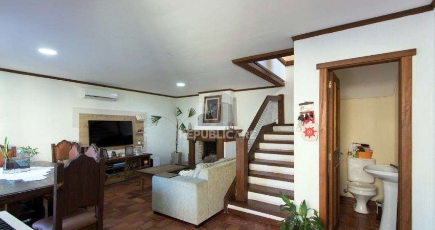 Casa Condominio para Venda - 195m², 2 dormitórios, sendo 1 suites, 2 vagas - Tri