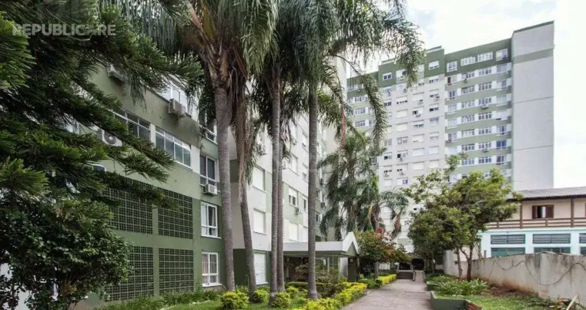 Apartamento à venda com 70m², 3 dormitórios/quartos no bairro cavalhada.