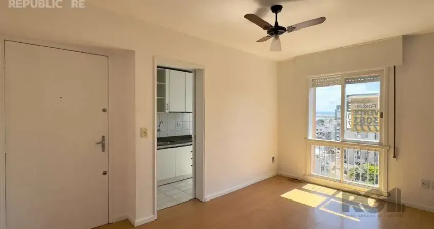 Apartamento à venda no centro histórico com 1 dormitório e área de 36 m²