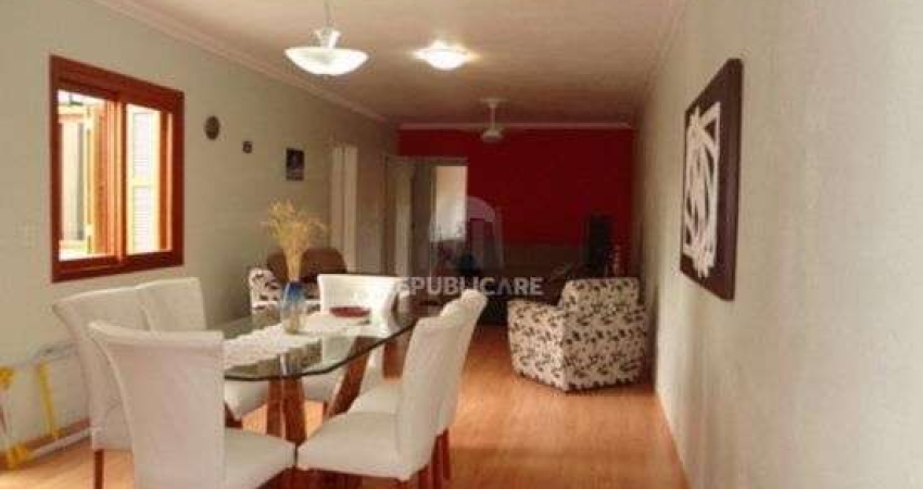 Casa para Venda - 330m², 4 dormitórios, sendo 1 suites, 3 vagas - Santana