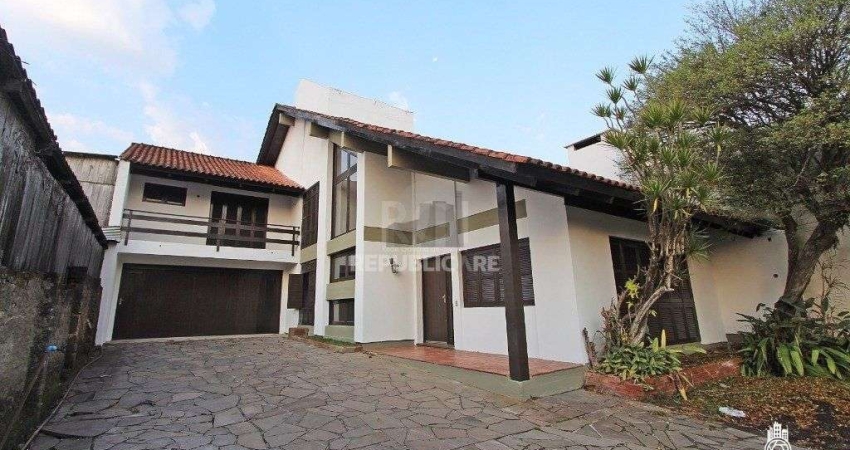 Casa para Venda - 320m², 4 dormitórios, sendo 1 suites, 3 vagas - Cavalhada