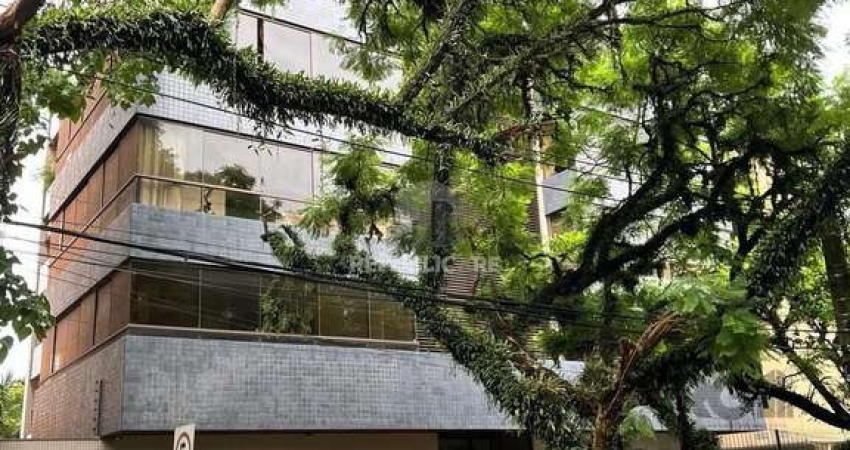 Apartamento 3 dormitórios no bairro Petrópolis