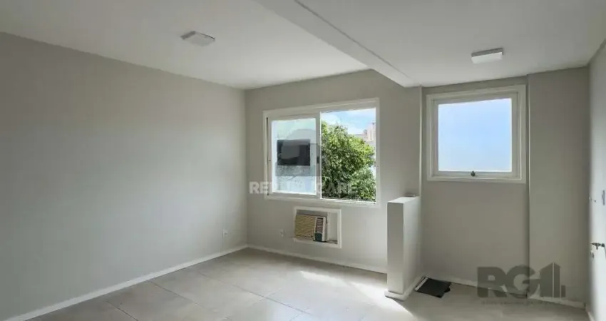 APARTAMENTO 1 DORMITÓRIO REFORMADO E DE FRENTE NO CENTRO HISTÓRICO