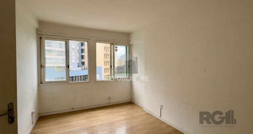 APARTAMENTO 1 DORMITÓRIO DE FRENTE NO CENTRO HISTÓRICO