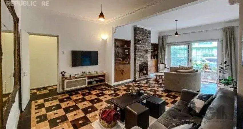 Apartamento à venda no bairro azenha com 107 m² e 3 dormitórios/quartos disponíveis