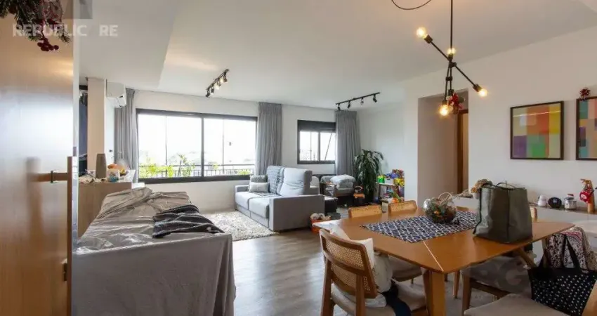 Apartamento à venda no bairro Tristeza com 106 m² e 2 dormitórios/quartos disponíveis.