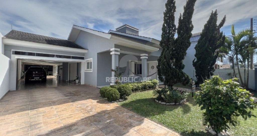 Casa Térrea mobiliada com 5 dormitórios 350m² de área - Navegantes - Capão da Ca