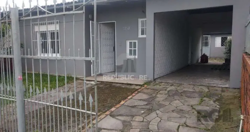 Casa 2 dormitórios à venda Centro Canoas/RS