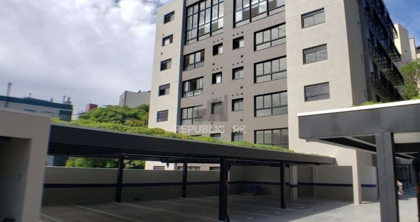 Apartamento para Venda - 101m², 3 dormitórios, sendo 3 suites, 2 vagas - Menino